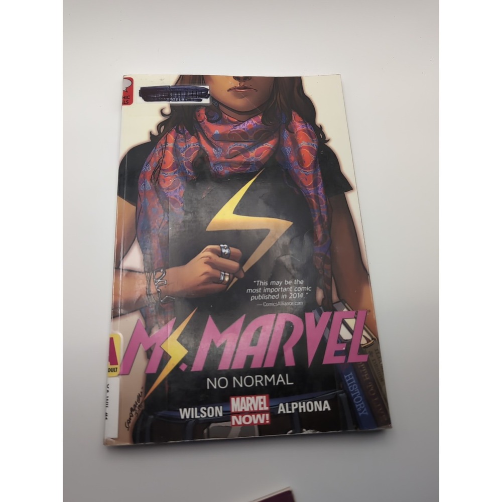 Ms Marvel Comic Set - Picture 9 of 10